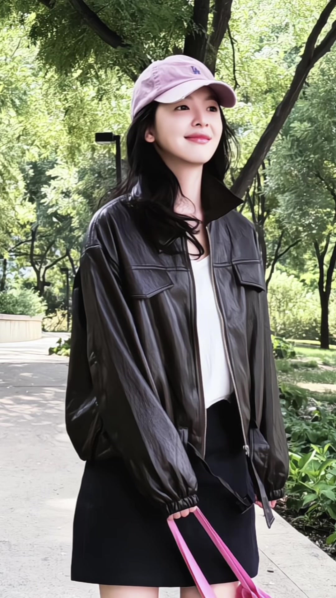 @𝐑𝐮𝐨𝐧𝐚𝐧/章若楠