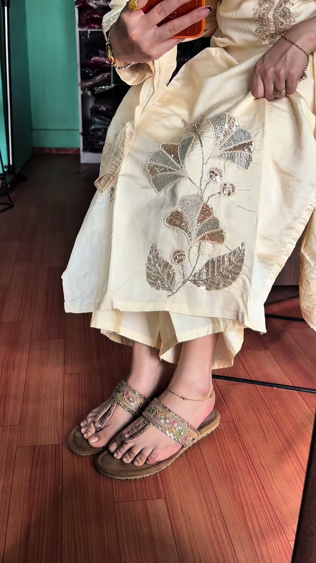 @AashmaCollection123