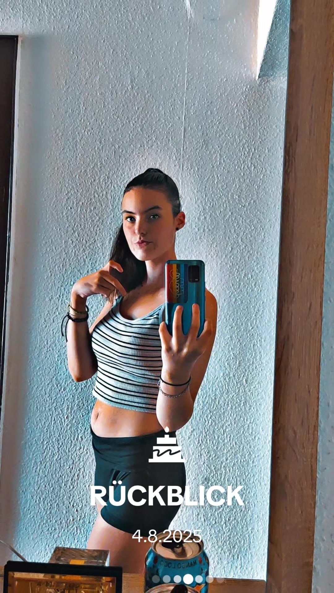 @lara Zisiadis 21