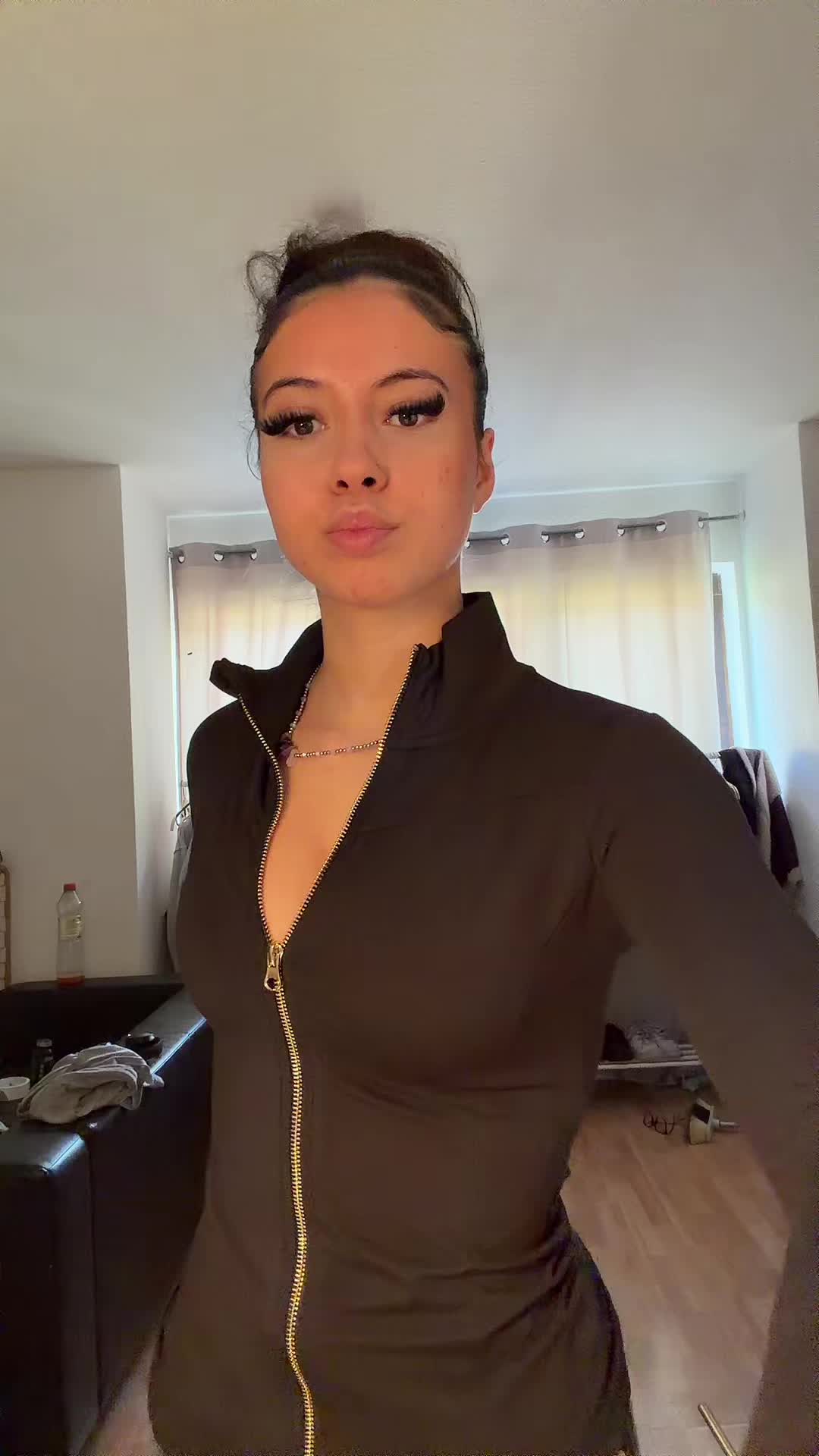 @Lina