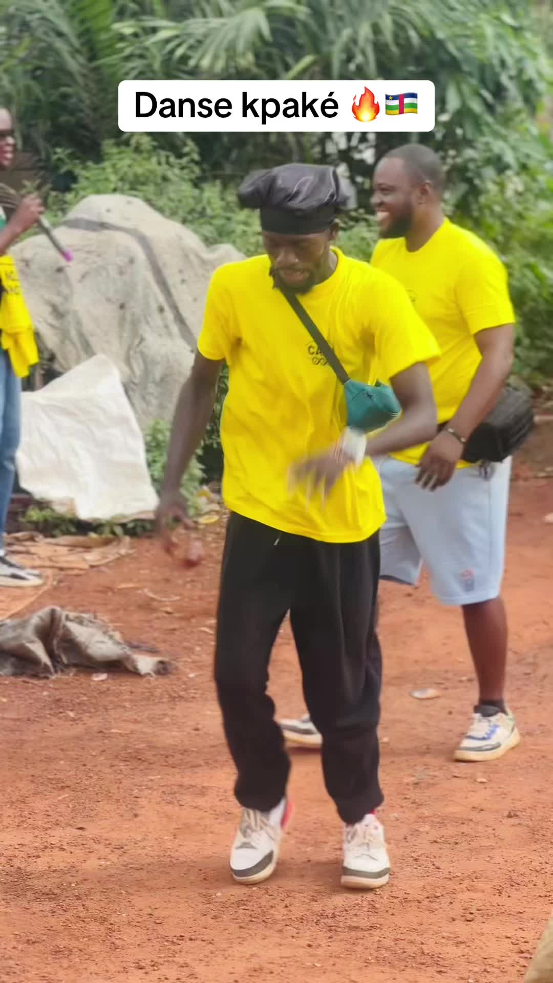 @BASTOS 🇨🇫