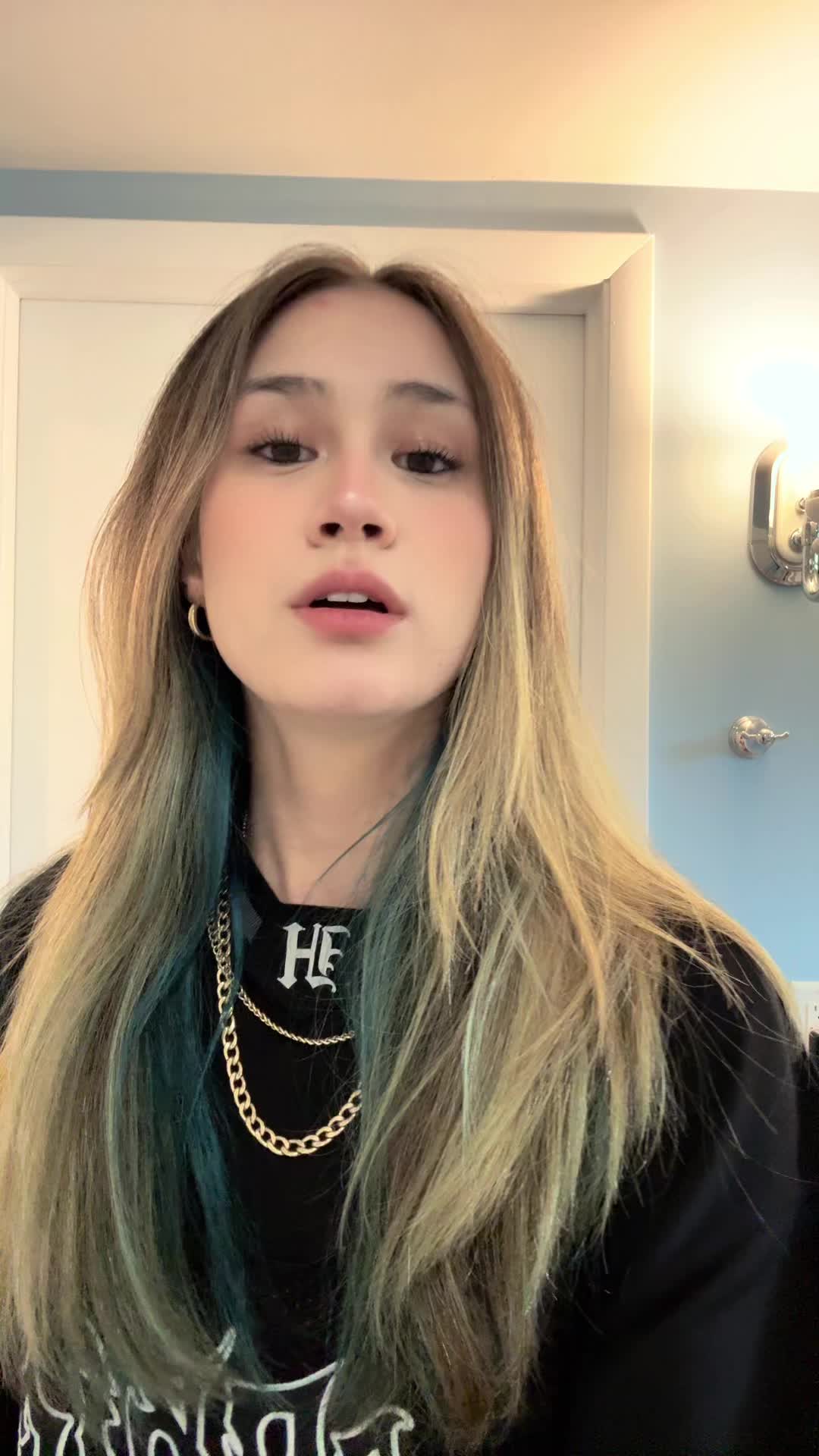 @louisaaaaaa