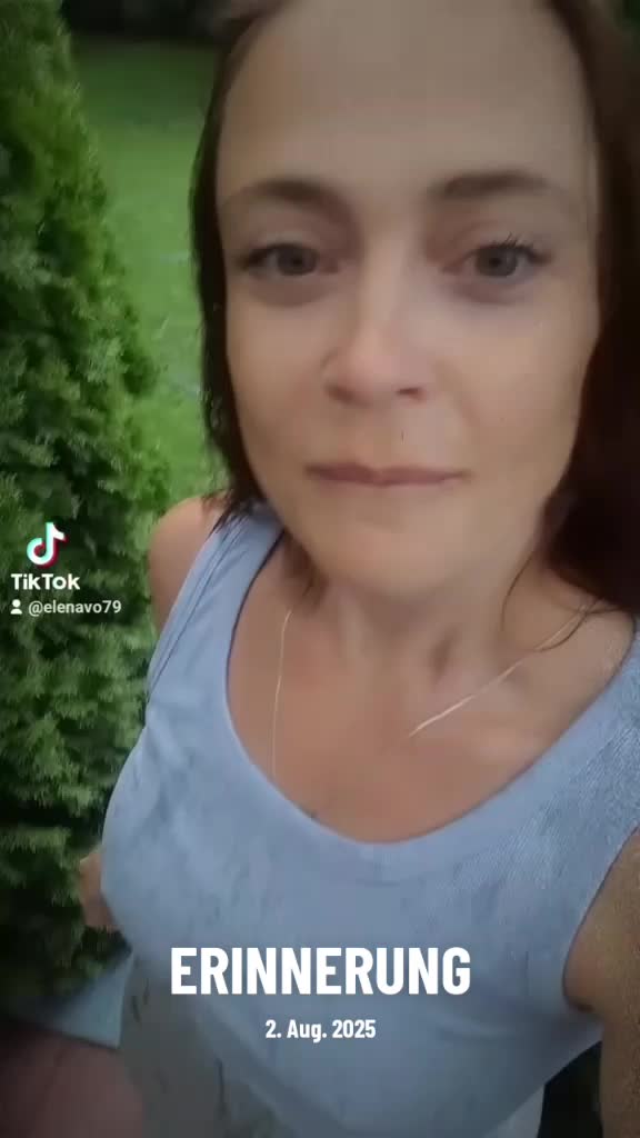 @Elena 🌸