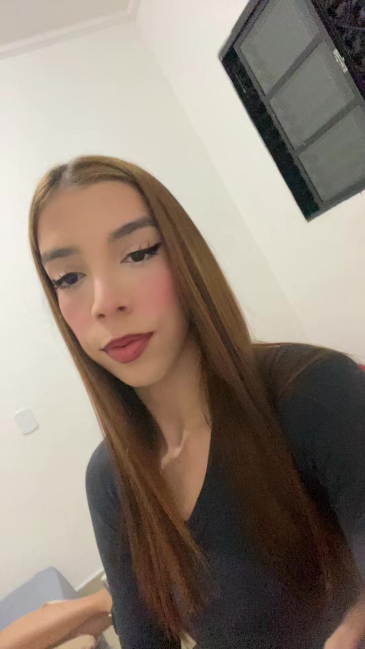 @J&Uacute;LIA GABRIELY