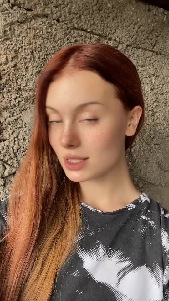 @deSHIK