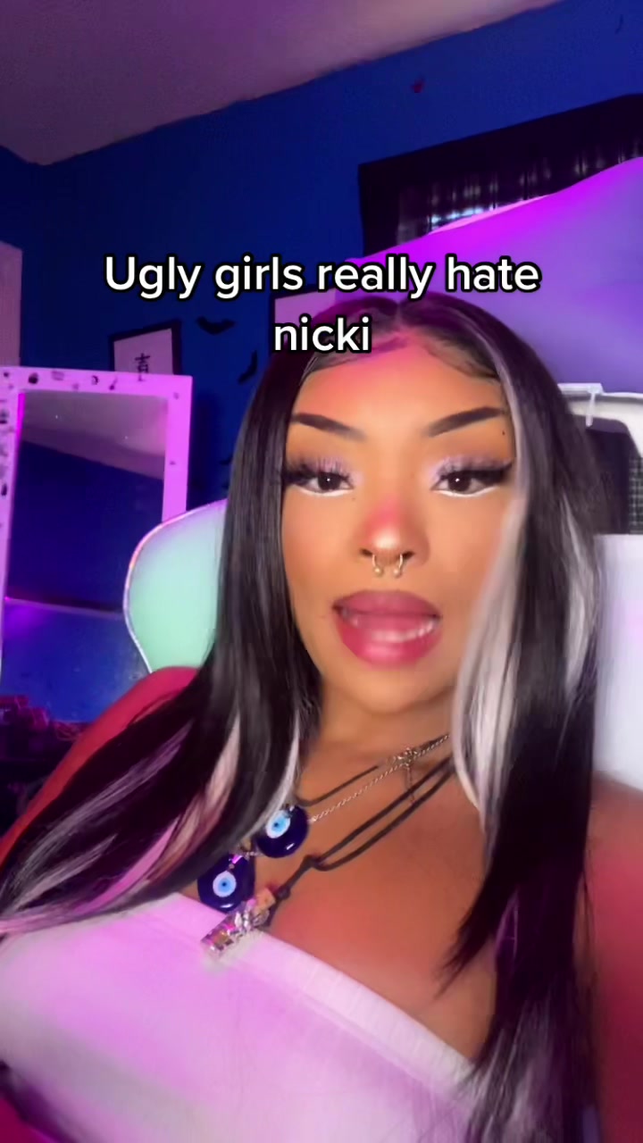 @SPOOKYBADDIE