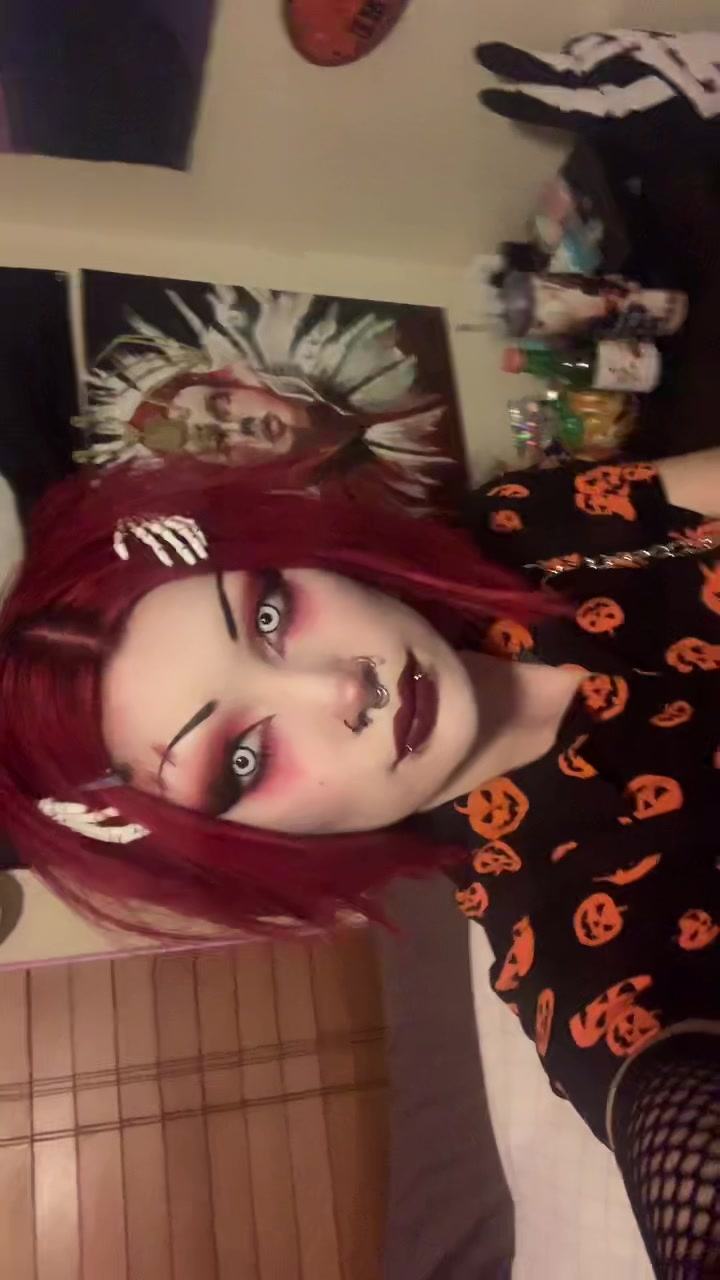 @CuteHorror