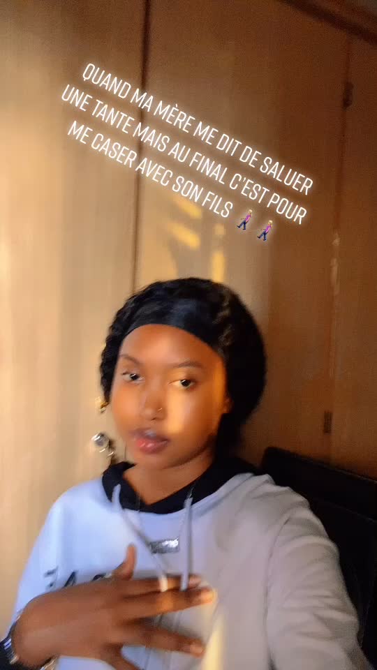 @Ayesha👁️