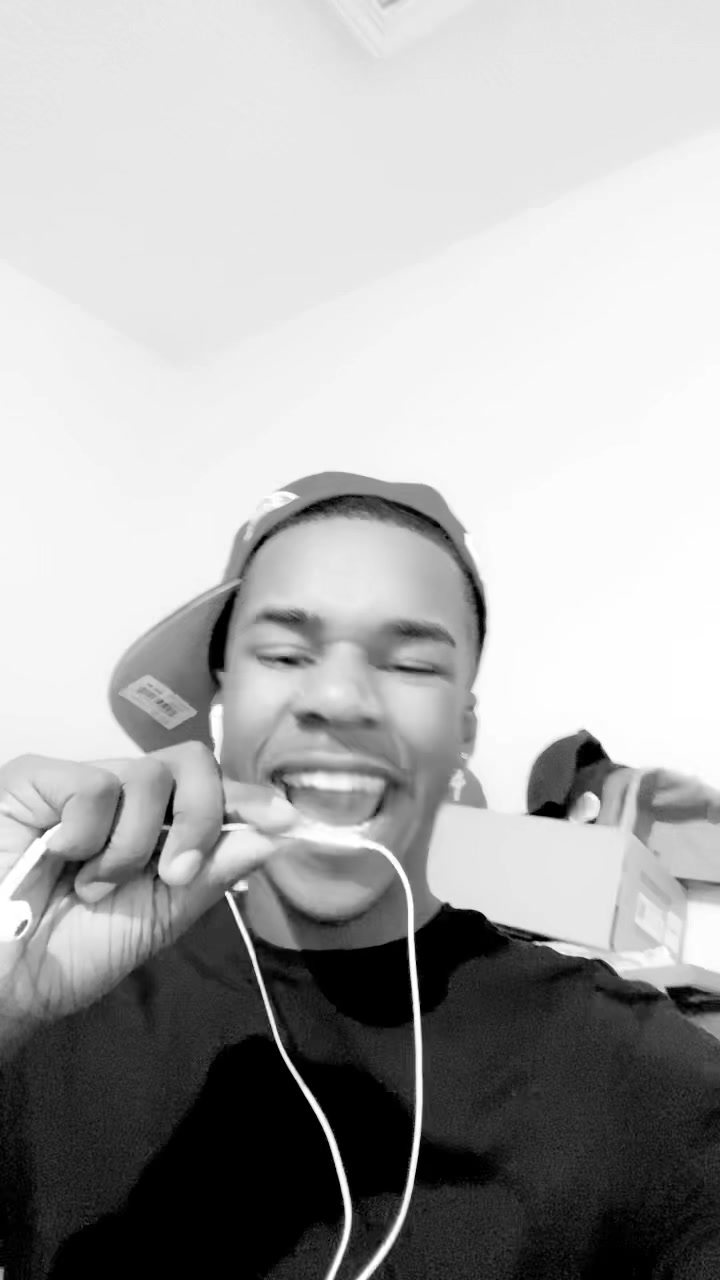 @Simmie