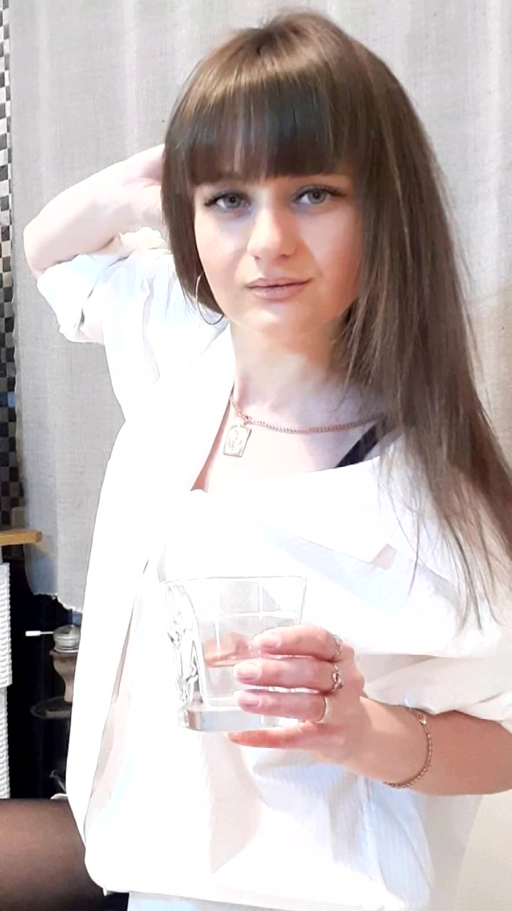 @user877713375630