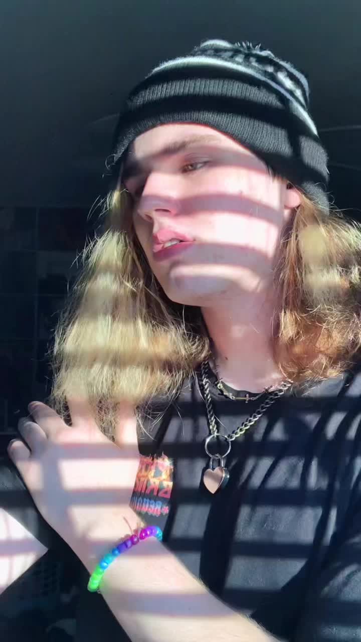 @fisheggs