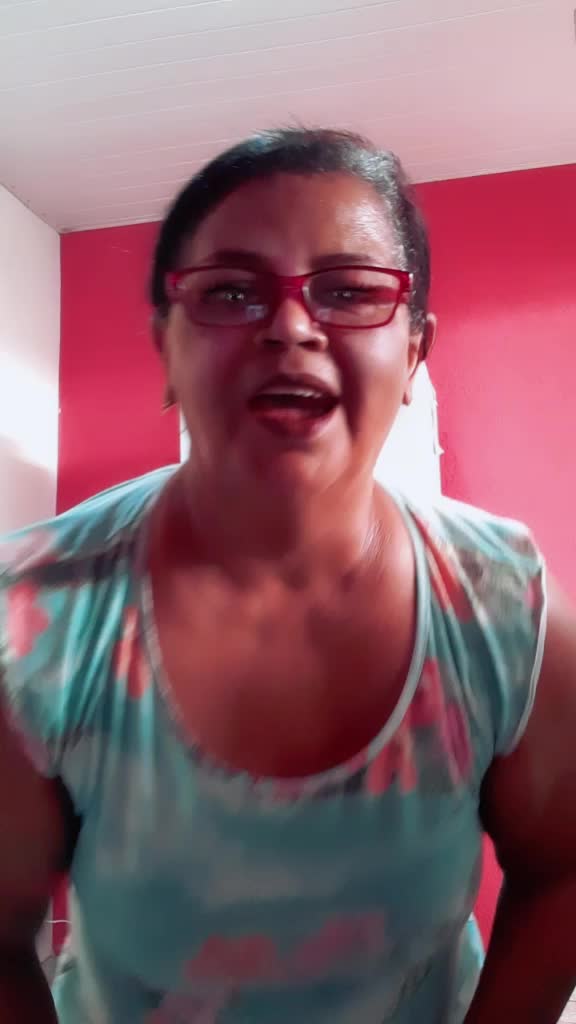 @Ana L&uacute;cia Dos Anjos Bastos