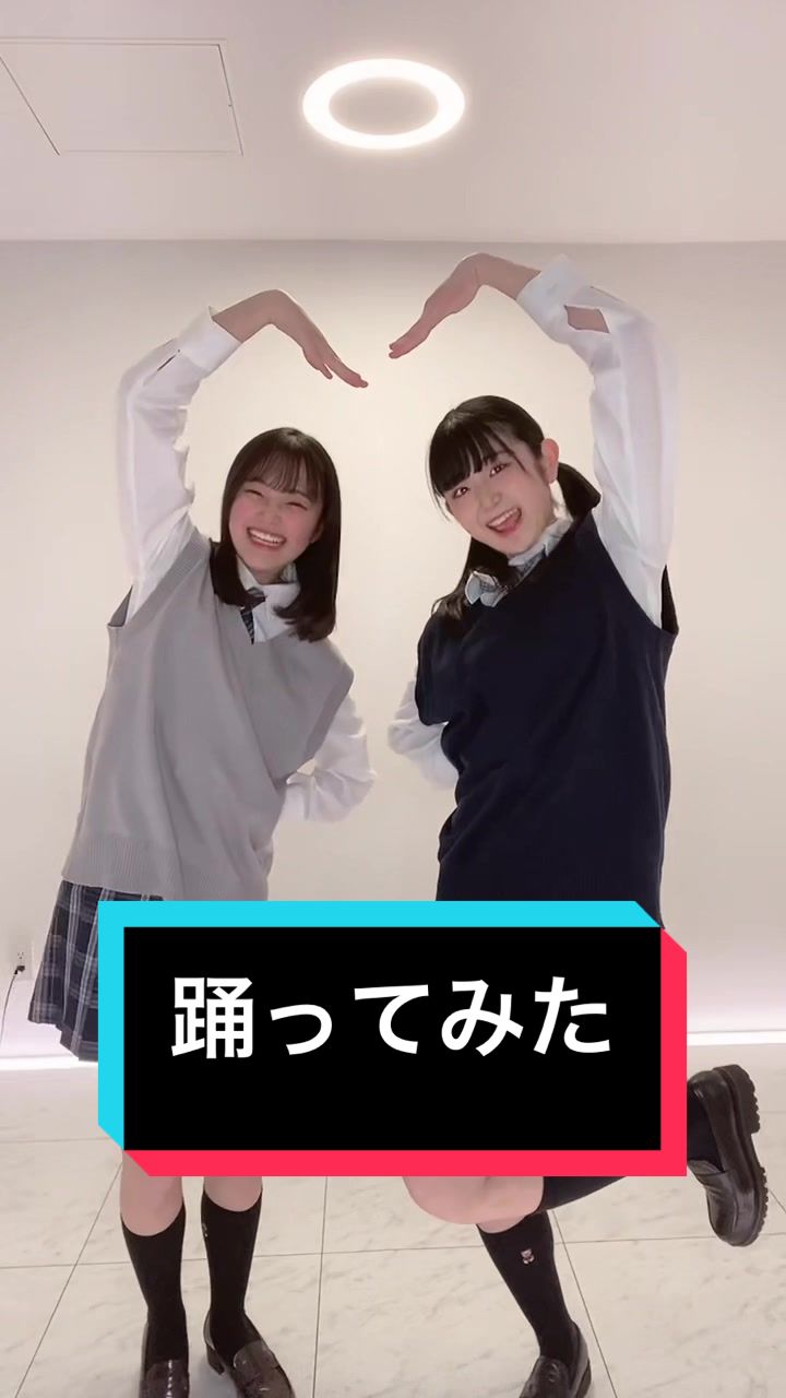 @hush x hush(ハシュハシュ)