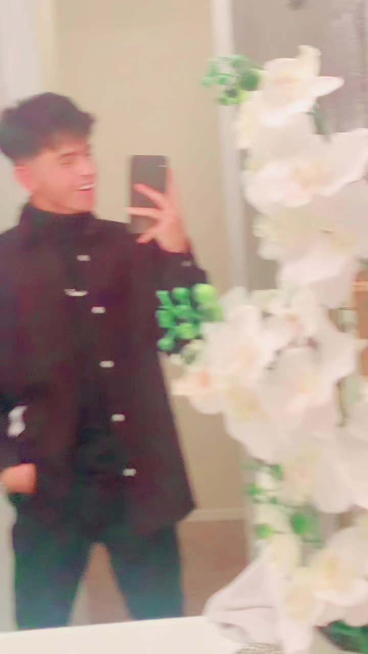 @🥱🖤