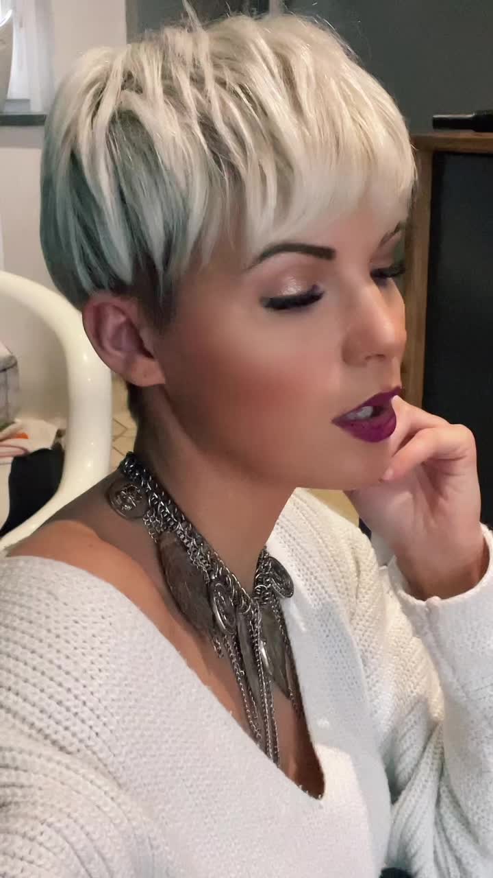 @❦