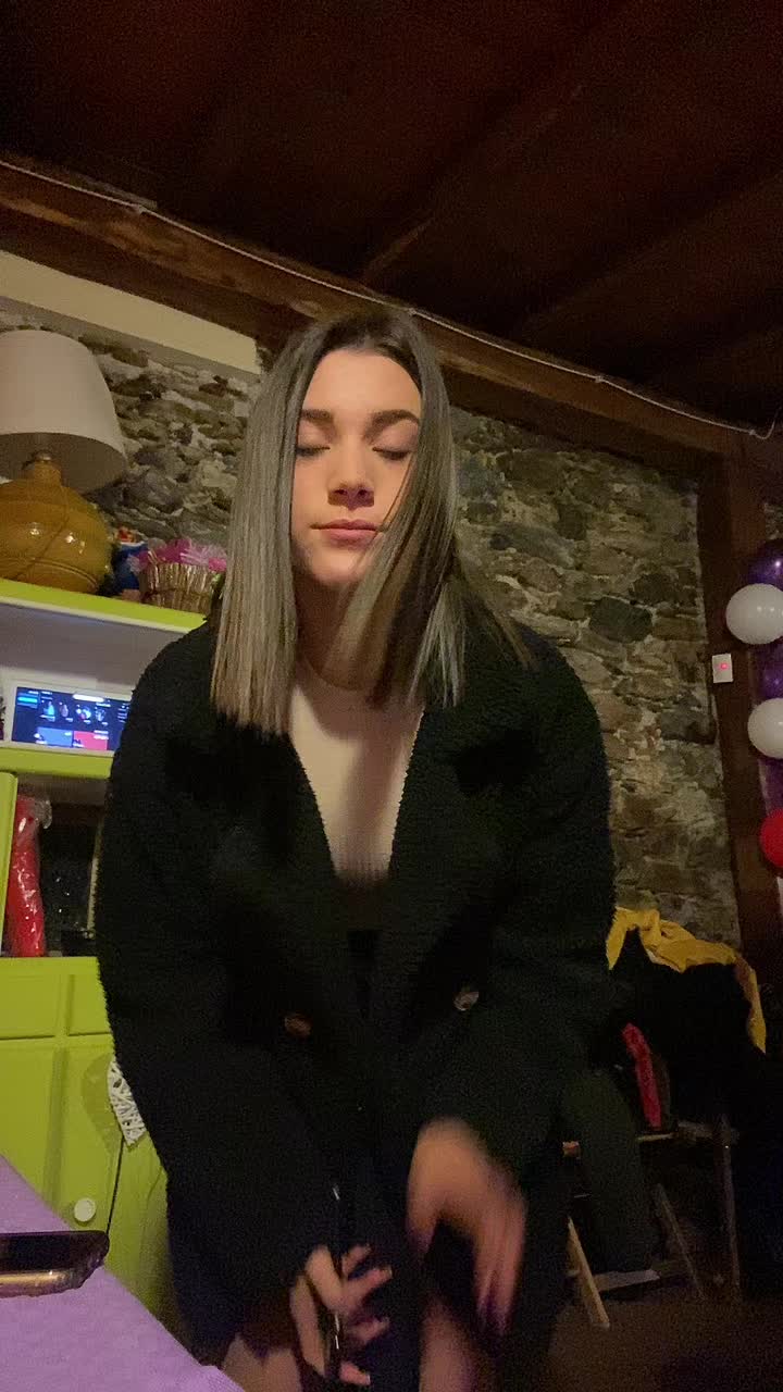 @Luna