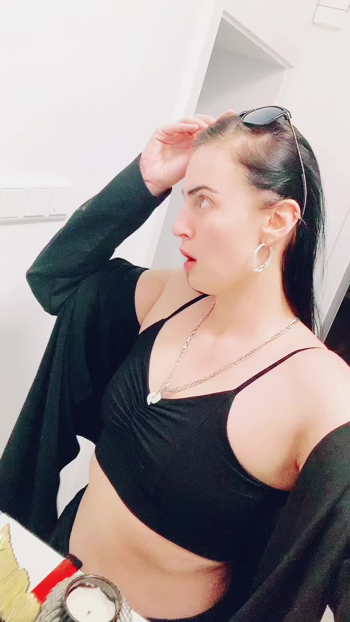 @vikakiruschkin