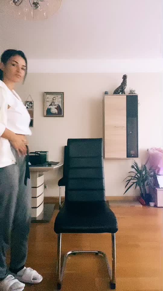 @Анюта Шейх
