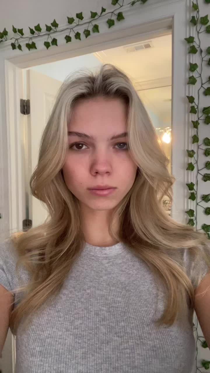 @caroline