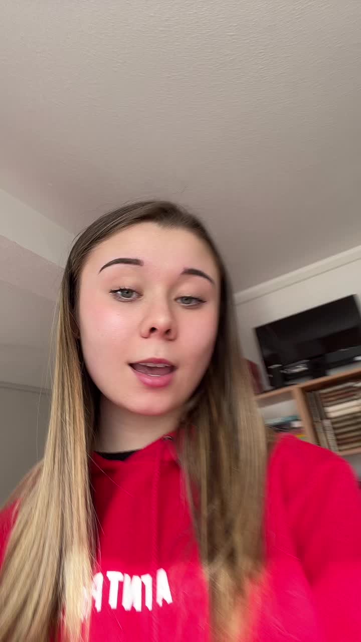 @Ath&eacute;na&iuml;s &hearts;️
