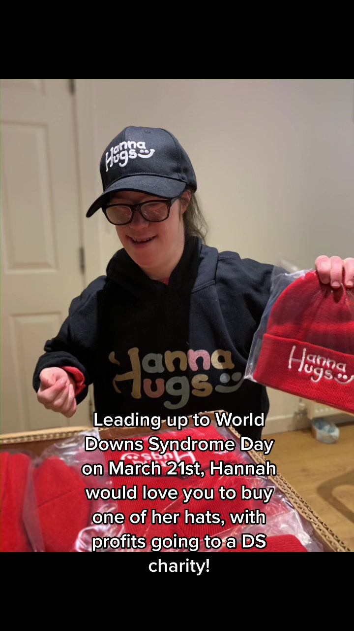 @HANNAHUGS