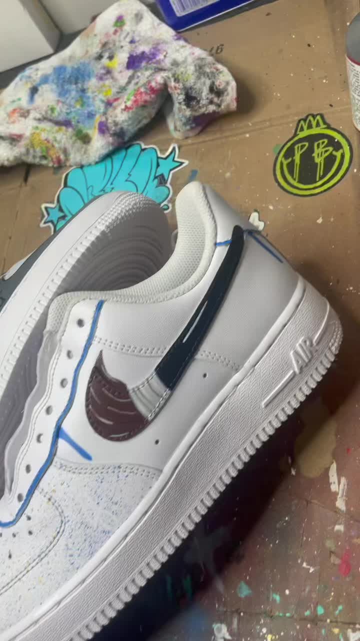 @Christian🎨
