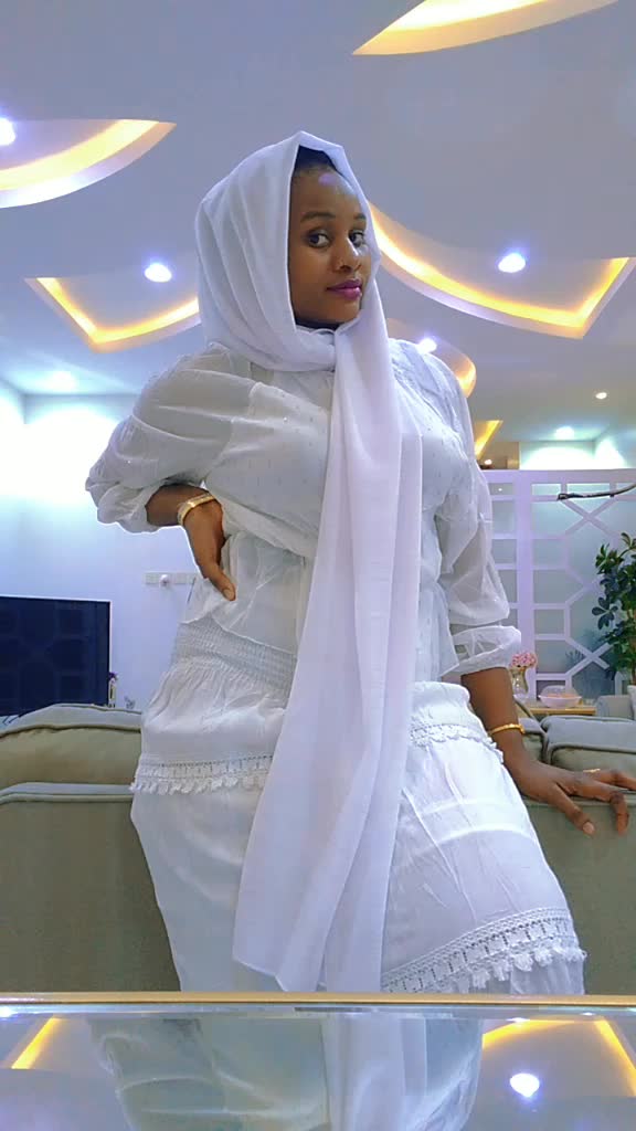 @qathra Nashipai Hamisi