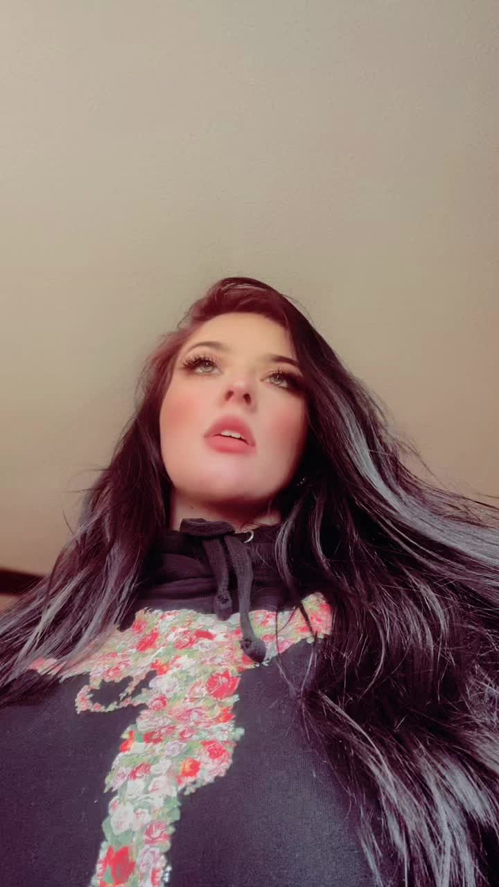 @@Miranda💋🖤