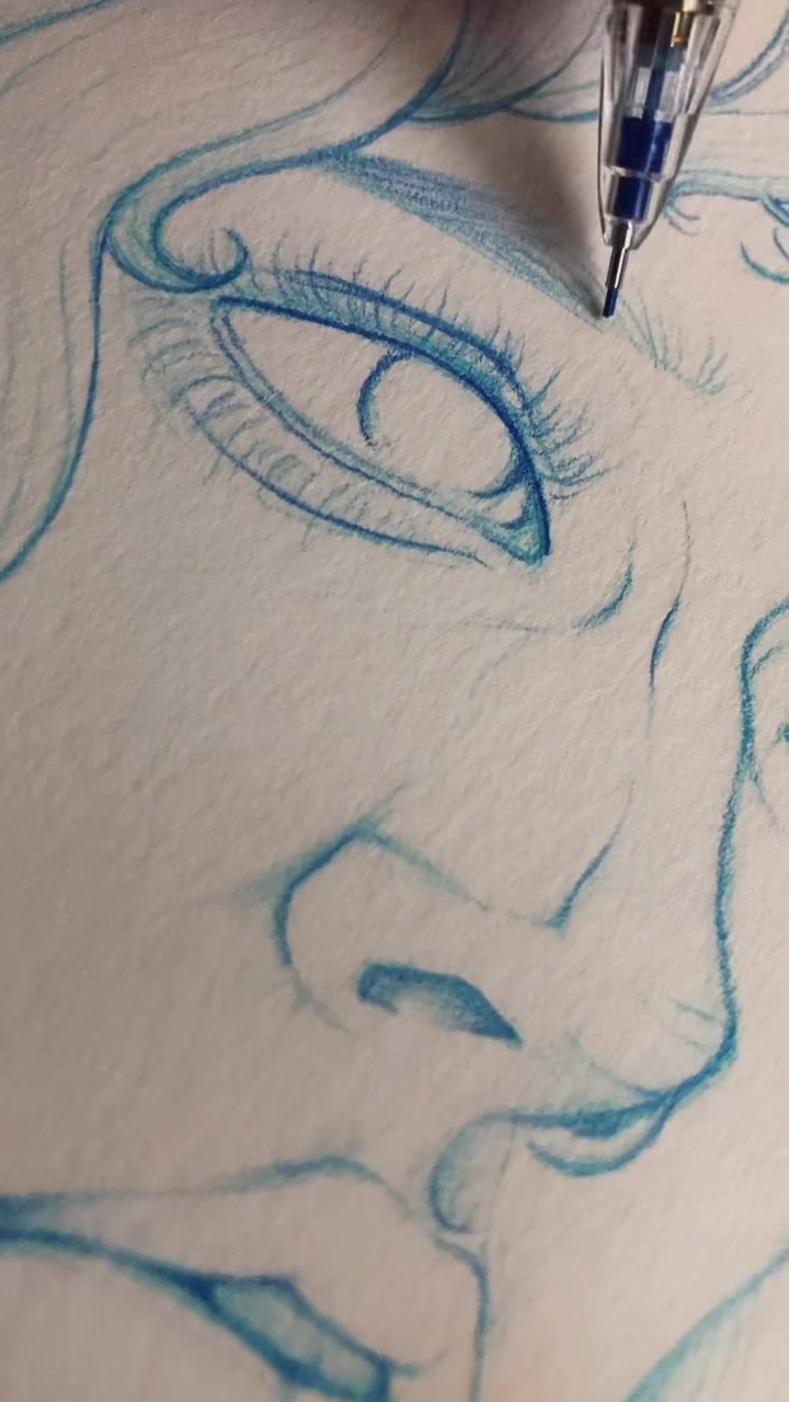 @AisieArt