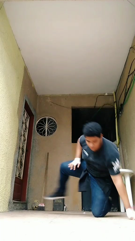 @Gio
