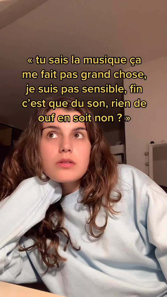 @L&ugrave;na