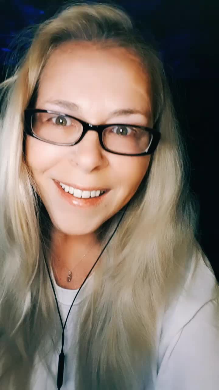 @Noelle📚 Book Recs & Writer