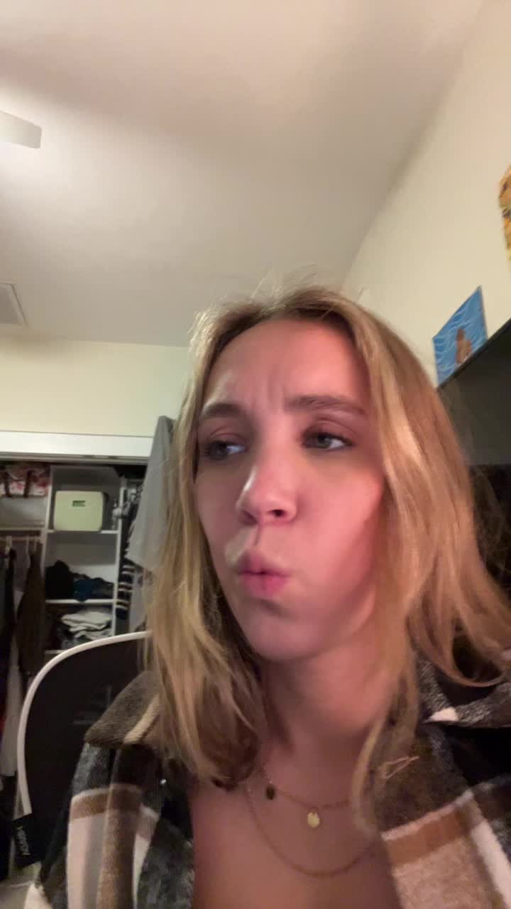 @fiona