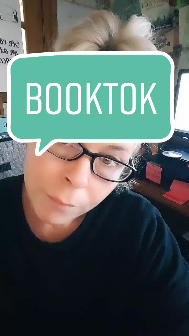 @Noelle📚 Book Recs & Writer