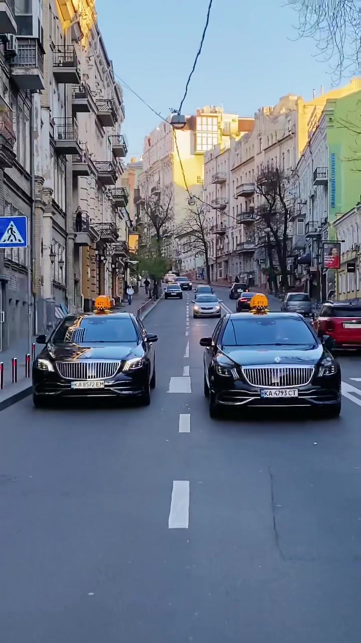 @Elit Taxi Kyiv