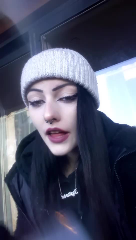 @ᗩᑎᘜI🍄