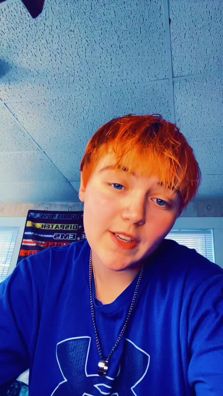 @Bella🏳️&zwj;🌈