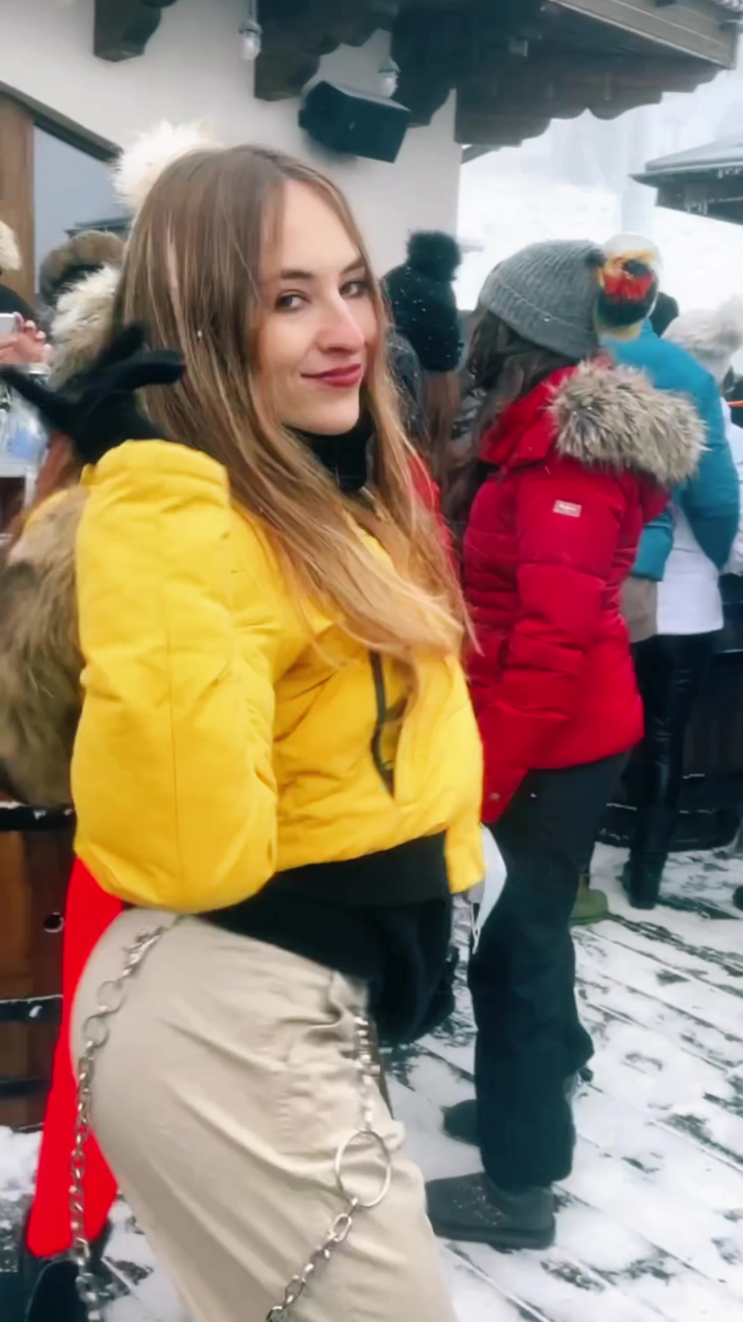 @Ana