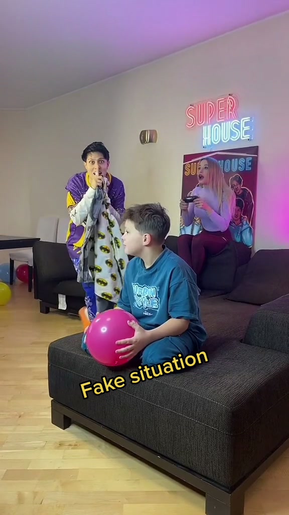 @SUPER HOUSE🦸