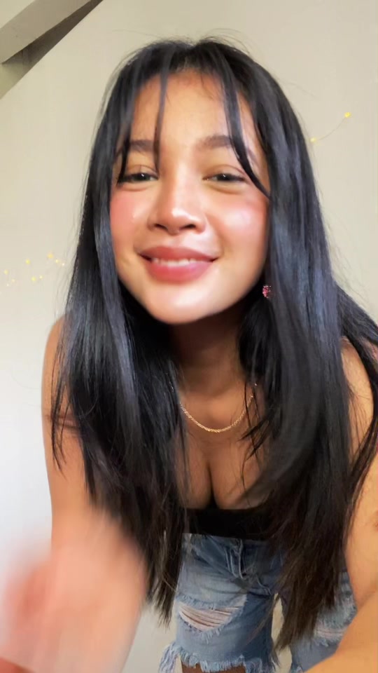 @SAMMIE 🦋