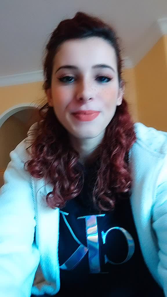 @Clara Canicatt&igrave;