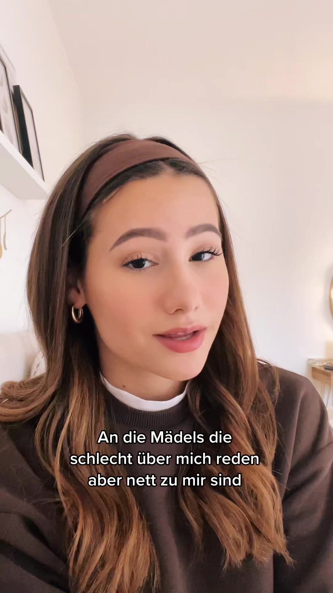 @Sophia