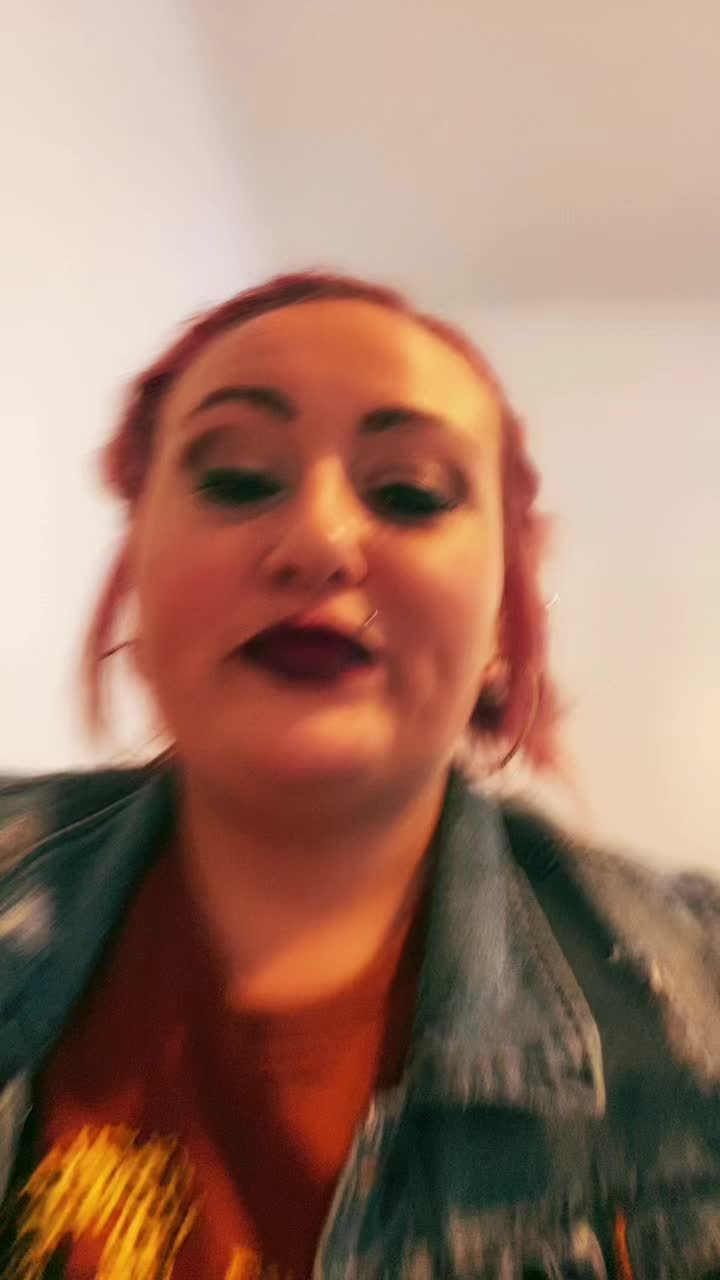 @Dimples💋🇬🇷 💄
