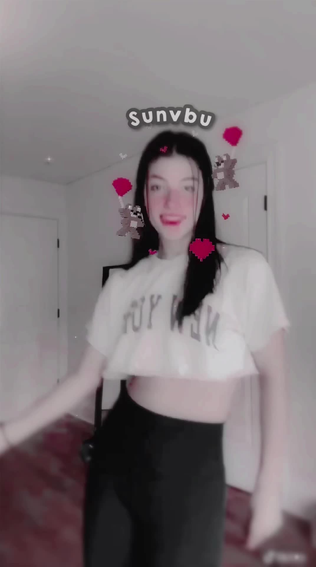 @b e l l a