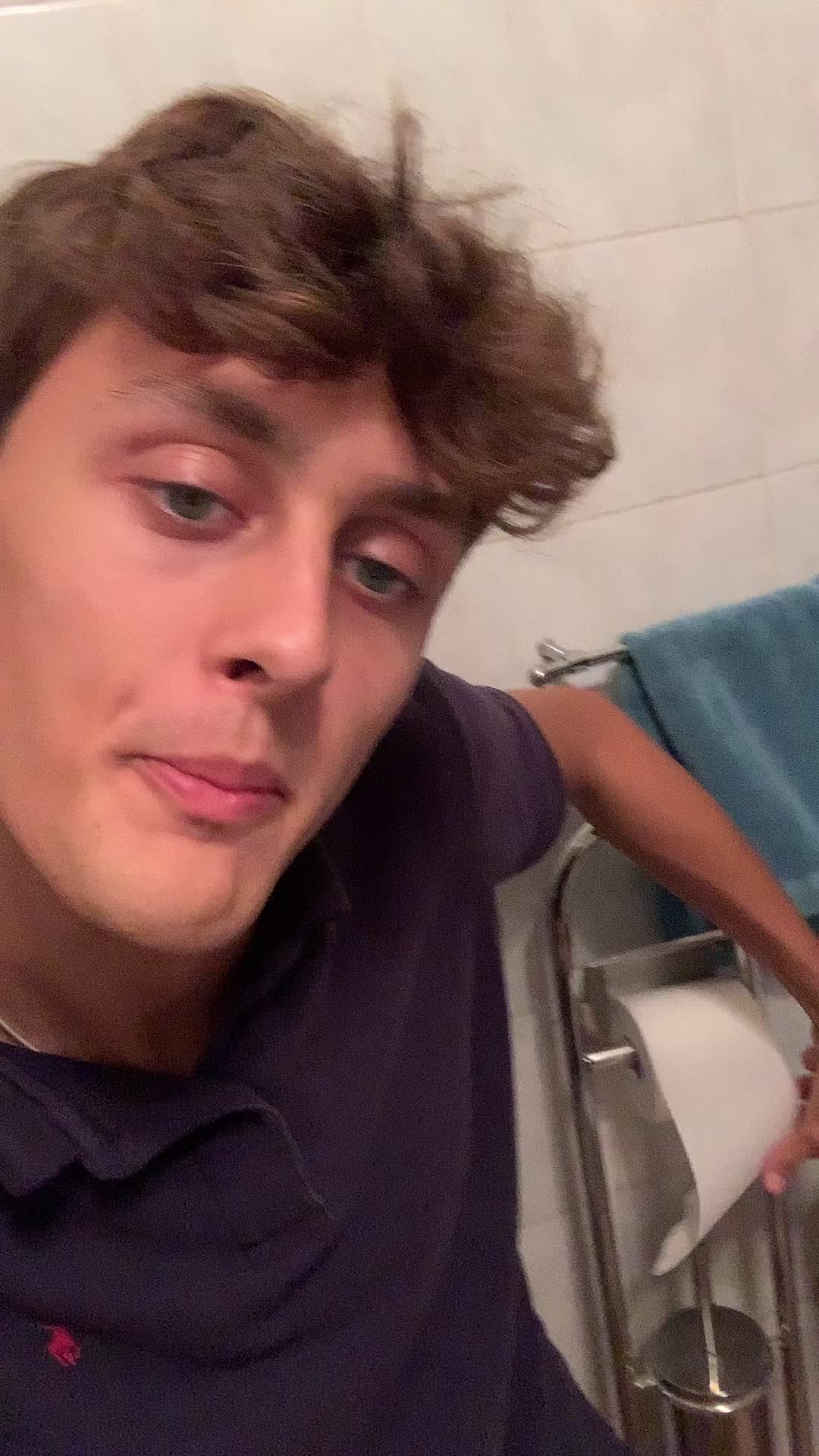 @Bozzediuncornuto2