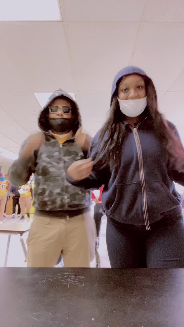 @N A E E 🤍