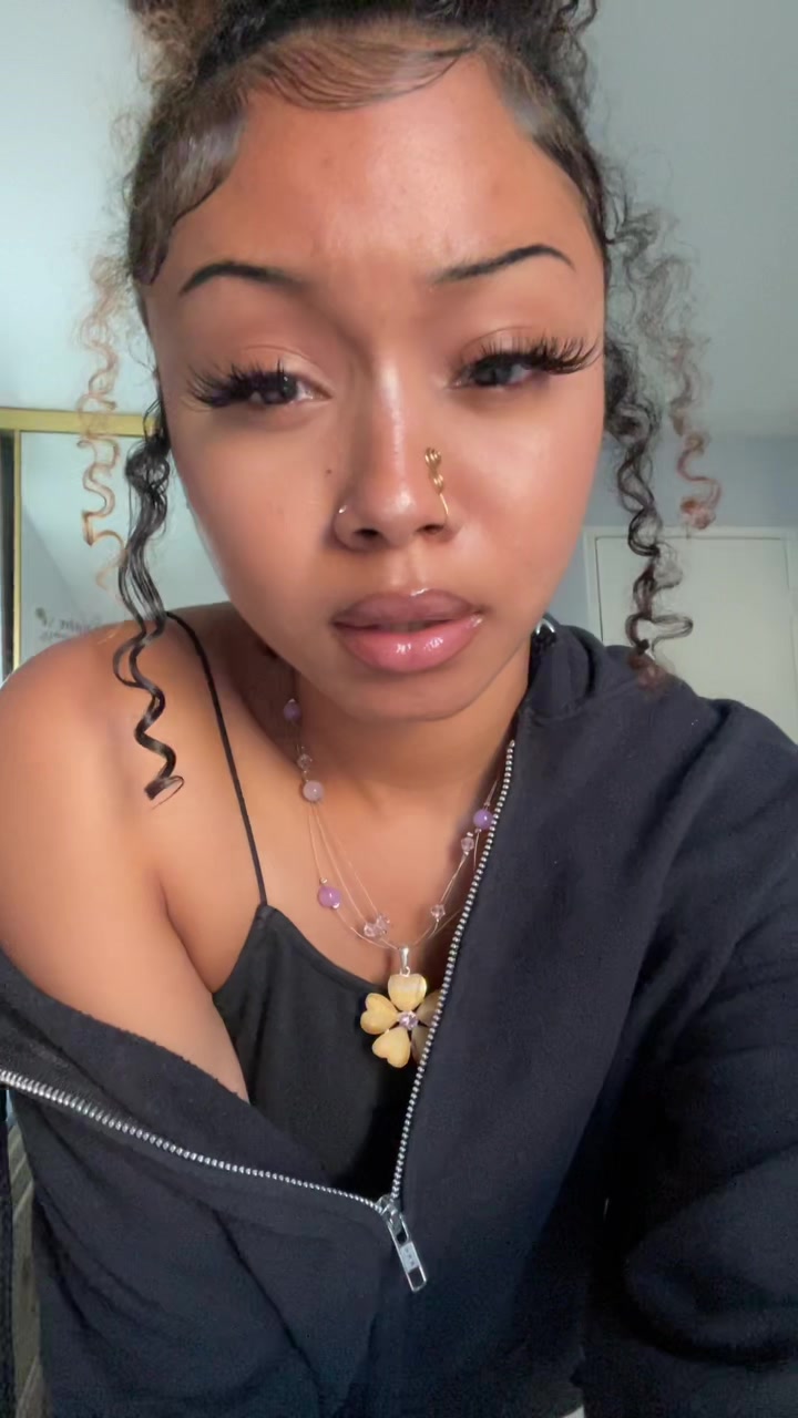 @🧞&zwj;♀️
