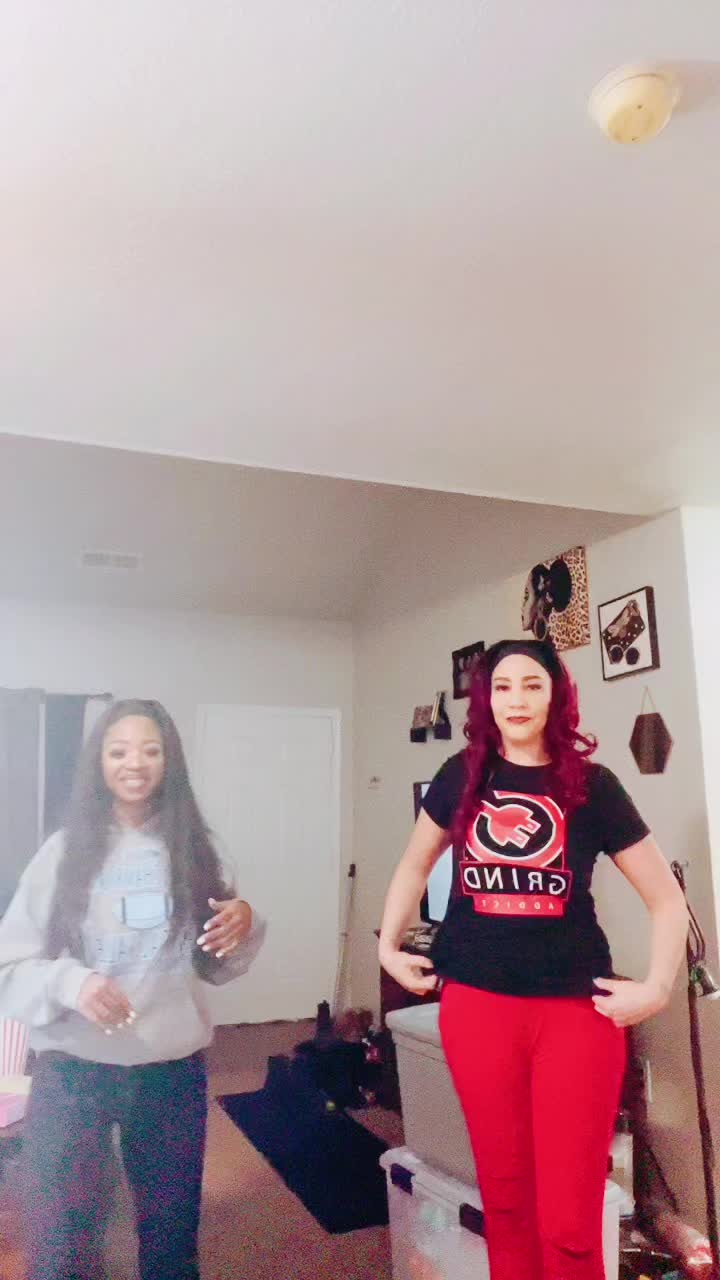 @Tiarra