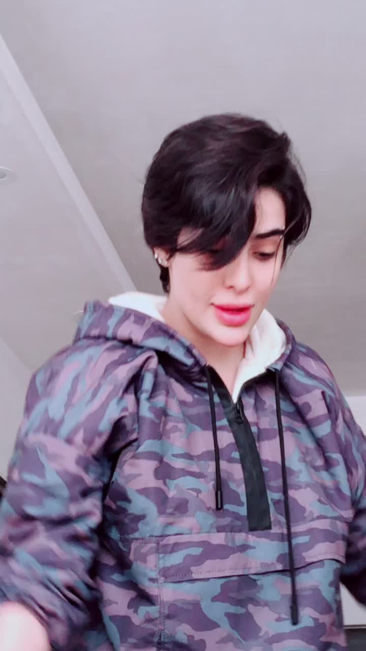 @Bhrshfie