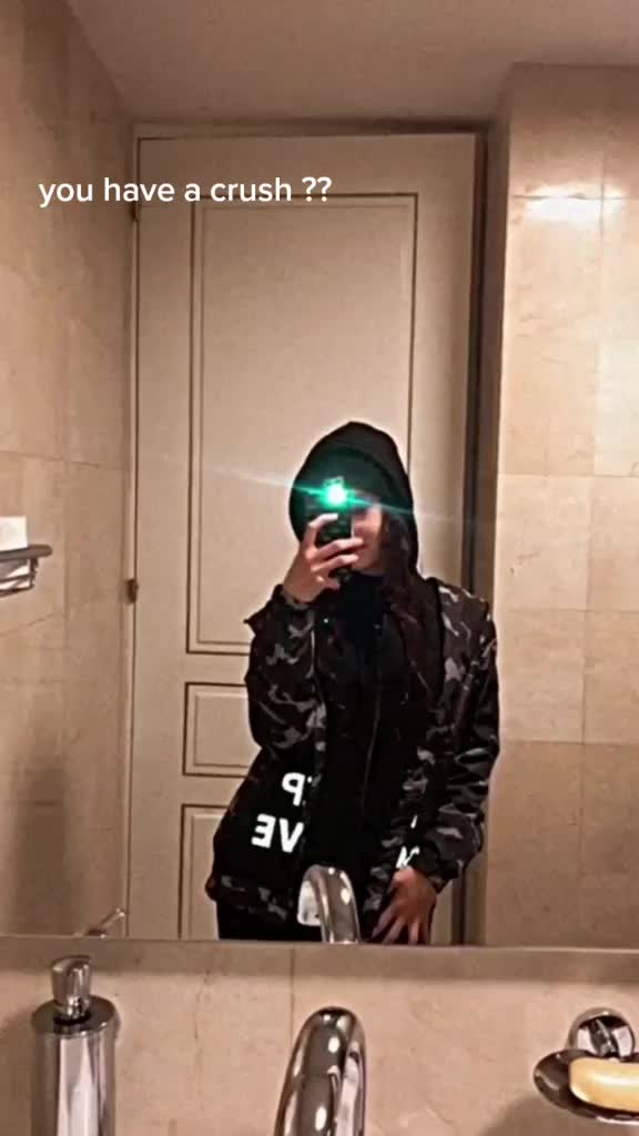 @😼🔫